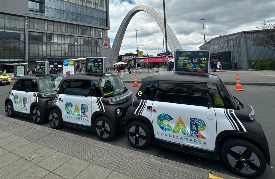 Publicidad en carros eléctricos. Opel Rock e